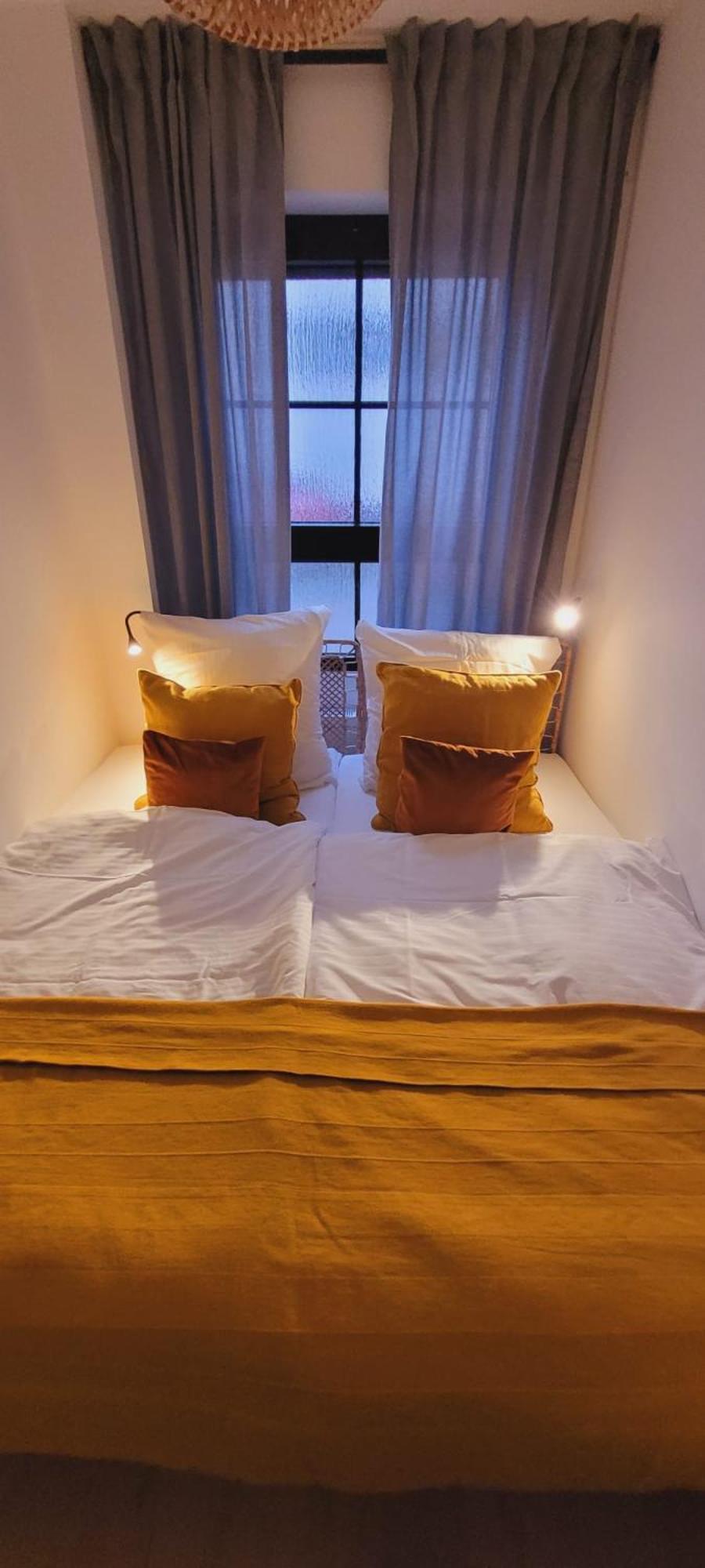 Apartment Ruewellnesssuite I Rue-stern I Messe I Klinikum Essen